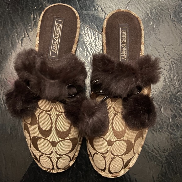 Coach Shoes - Coach Slippers